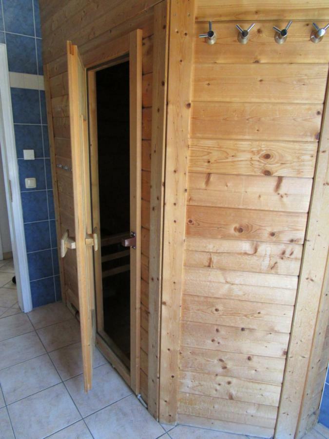 Ferienwohnung Ginster Mit Eigener Sauna Börgerende-Rethwisch Exterior foto